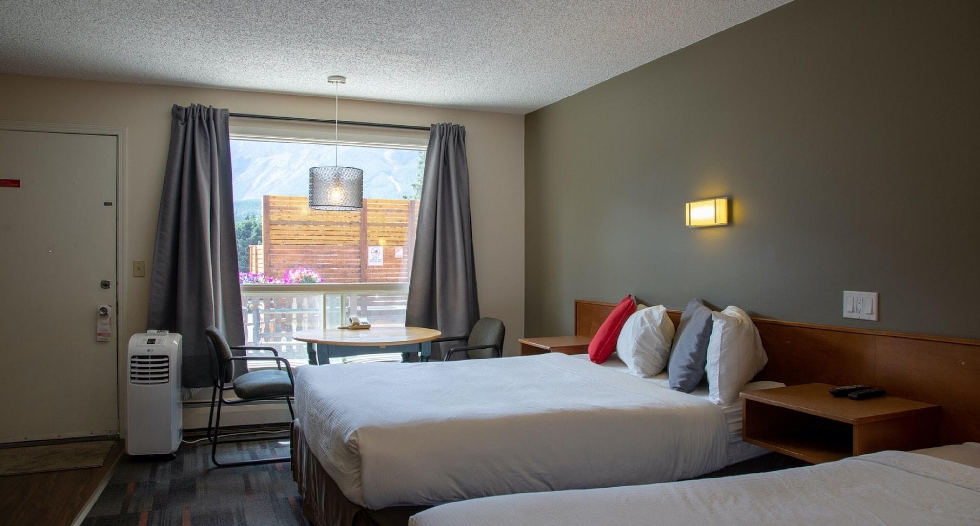 Rundle Mountain Lodge Canmore Buitenkant foto