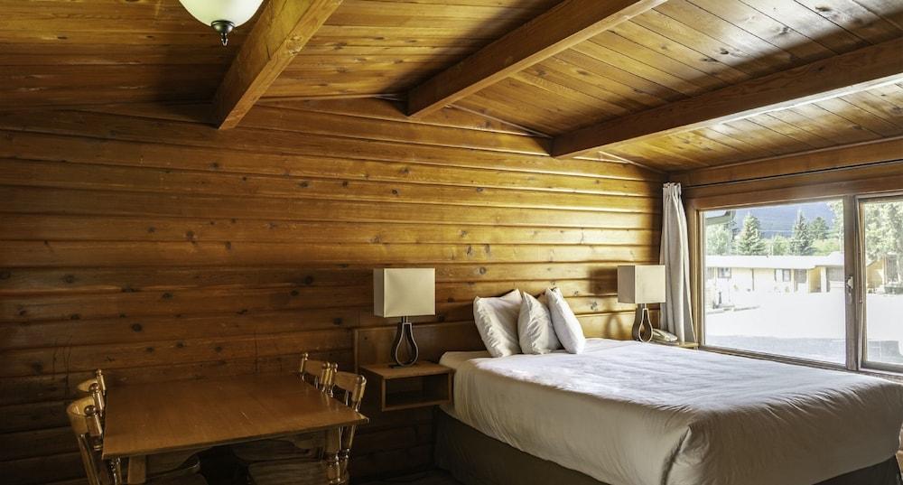 Rundle Mountain Lodge Canmore Buitenkant foto